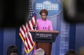 Καρίν Ζαν Πιέρ: Η νέα εκπρόσωπος του Λευκού Οίκου