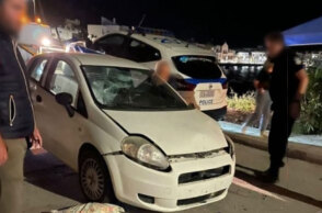 Το αυτοκίνητο που οδηγούσε ο 52χρονος στη Μονεμβασιά, με το οποίο παρέσυρε τους δύο ηλικιωμένους