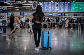 Σύσταση ECDC για μάσκες στα αεροδρόμια: Τέλος η υποχρεωτική χρήση