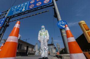 Στη Σαγκάη η Κίνα επιμένει να εφαρμόζει το σκληρό lockdown για τον κορωνοϊό