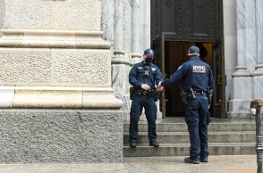 Δϋο αστυνομικοί στη Νέα Υόρκη