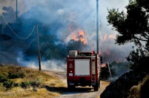 Φωτιά - Πυροσβεστικό όχημα