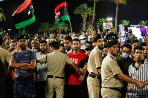 Αποχώρησε από την Τρίπολη η διορισμένη από το κοινοβούλιο κυβέρνηση του Μπασάγα μετά τις συγκρούσεις που ξέσπασαν