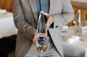 michael_mascha_water_sommelier_founder_of_fine_waters_academy.jpg