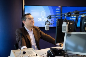 Συνέντευξη Τσίπρα στον Real fm