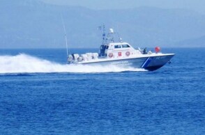 Πανικός σε παραλία των Χανίων – Φουσκωτό βγήκε στη στεριά