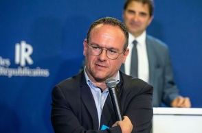 Γαλλία: Ο νεοδιορισθείς υπουργός Αλληλεγγύης και Ατόμων με Αναπηρία Νταμιέν Αμπάντ αρνείται κατηγορηματικά ότι βίασε δύο γυναίκες που τον καταγγέλλουν	