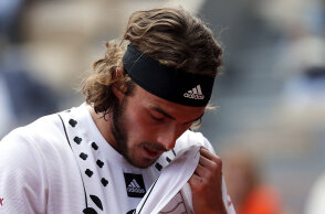 Ο Στέφανος Τσιτσιπάς ηττήθηκε στο Roland Garros και αποκλείστηκε στους «16»