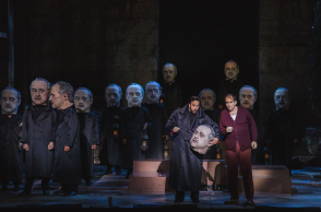 Ηθοποιοί στην όπερα Ριγολέττος του Βέρντι σε σκηνοθεσία Κατερίνας Ευαγγελάτου από την ΕΛΣ στο Ηρώδειο  