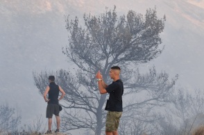 Φωτιά στη Βούλα 