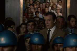 Σκηνή από την ταινία Ζ του Κώστα Γαβρά. 