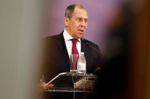 O Σεργκέι Λαβρόφ επιμένει να ισχυρίζεται ότι δεν υπάρχει καμία ρωσική εισβολή στην Ουκρανία