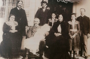 «Οι συνταγές της Λόπης» της Μιράντας Σοφιανού, που κυκλοφορεί από τις εκδόσεις Στεφανίδης