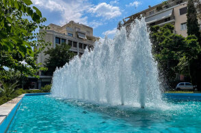 Τα συντριβάνια στην Αθήνα αποκτούν ξανά ζωή
