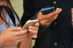 Αποτελέσματα Πανελληνίων 2022 - Με Sms στα κινητά των υποψηφίων οι βαθμολογίες