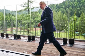 Τζόνσον: Αν ο Πούτιν ήταν γυναίκα, δεν θα είχε ξεκινήσει έναν τρελό, μάτσο πόλεμο