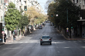 Στιγμιότυπα lockdown 2021 // χαμηλή η κίνηση στους δρόμους της Αθήνας
