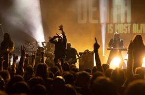 Στιγμιότυπο από τη συναυλία των Dark Tranquillity στην Αθήνα