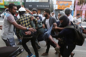 Διαδηλώσεις κατά του πραξικοπήματος στη Μιανμάρ 