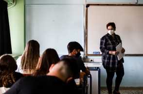 Σχολεία: Επιστροφή των μαθητών στις τάξεις τους 