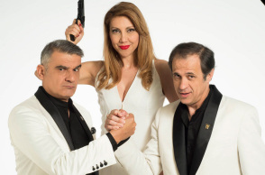 «Τρεις φόνοι... καμία κηδεία» στο θέατρο Χυτήριο