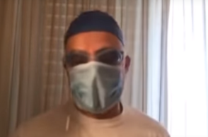 Ο Γιώργος Μητσικώστας τραγουδά για την καραντίνα και τον κορωνοϊό