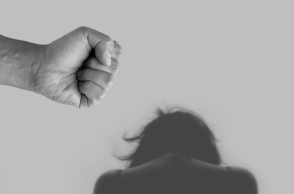 Περιστατικά ενδοοικογενειακής βίας