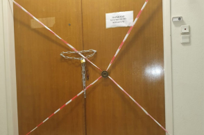 Μπήκε «λουκέτο» στα γραφεία της «Ελληνικής Λύσης» στον Δήμο Αθηναίων