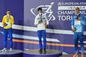 Μίλτος Τεντόγλου: Η απονομή του χρυσού μεταλλίου 