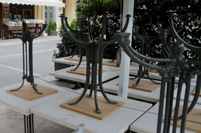 Αθήνα - Κλειστά καταστήματα 