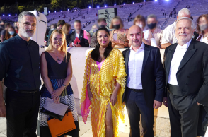 Γιώργος Κουμεντάκης, Καλλιτεχνικός Δ/ντής  ΕΛΣ, Bασιλική Αδαμίδου, Δ/ντρια Επικοινωνίας και Εταιρικής Υπευθυνότητας  Lidl Eλλάς, Άννα Νετρέμπκο,  υψίφωνος, Ιάκωβος Ανδρεανίδης, Πρόεδρος Διοίκησης  Lidl Ελλάς και Φιλίπ Ωγκέν, αρχιμουσικός.