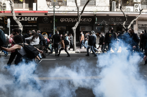 ΣΥΓΚΕΝΤΡΩΣΗ ΔΙΑΜΑΡΤΥΡΙΑΣ ΓΙΑ ΤΟΝ ΔΗΜΗΤΡΗ ΚΟΥΦΟΝΤΙΝΑ