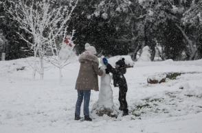 Χιονάνθρωπος στην Αθήνα μετά την «Μήδεια»