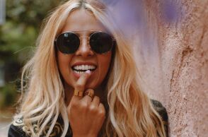 Μίλα μου βρόμικα με την Τζένη Μελιτά