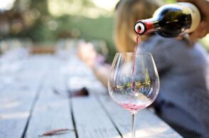 Tα καλύτερα ελληνικά κρασιά σύμφωνα με τη λίστα «50 Great Greek Wines» 