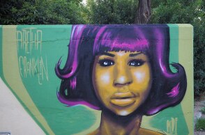 Τοιχογραφία που απεικονίζει την Aretha Franklin