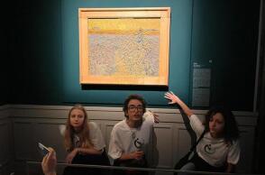 Οικολόγοι πέταξαν σούπα σε έργο του Βαν Γκογκ στη Ρώμη