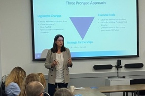 H Νίκη Κεραμέως συζητά με εκπροσώπους βρετανικών πανεπιστημίων