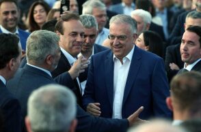 Εκλογές 2023 - Τάκης Θεοδωρικάκος: Δυναμική συγκέντρωση στο Γκολφ Γλυφάδας - Ο υπουργός Προστασίας του Πολίτη έστειλε μήνυμα νίκης της Νέας Δημοκρατίας.