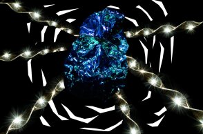 Το «Lapis Lazuli» του Ευριπίδη Λασκαρίδη έρχεται στη Στέγη