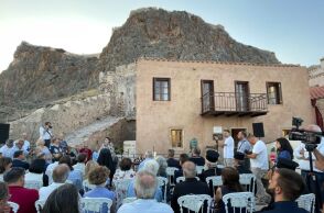 Μουσείο η οικία του Γιάννη Ρίτσου στην καστροπολιτεία της Μονεμβασιάς - Πραγματοποιήθηκαν τα εγκαίνια