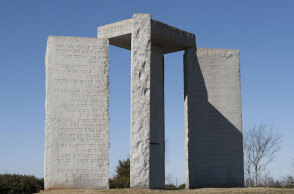 Το μνημείο Georgia Guidestones