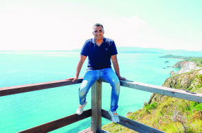 Ο Πέτρος Μαρκαντωνάτος.