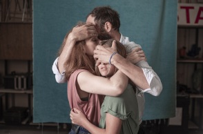 "Κλυταιμνήστρα" από τους tg STAN σε παγκόσμια πρεμιέρα στο ανοιχτό θέατρο του Παλαιού Ελαιουργείου στην Ελευσίνα