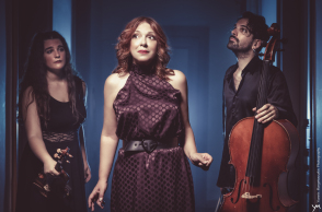 "Το πάρτυ της ζωής μου" με την Ελένη Ράντου τη σεζόν 2022-23 στο Θέατρο Διάνα