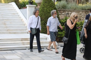 Η επέτειος για την αποκατάσταση της Δημοκρατίας στην Ελλάδα, οι αντιδράσεις για τη δεξίωση στο Προεδρικό Μέγαρο και οι προκλήσεις για την εμβάθυνση της Δημοκρατίας.