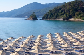 Μακρύαμμος