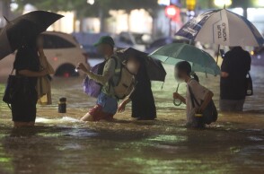 Βροχοπτώσεις και πλημμύρες με νεκρούς στη Σεούλ της Νότιας Κορέας