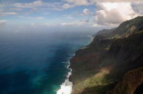 Η παραλία Na Pali στη Χαβάη
