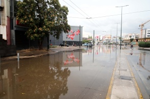 Κακοκαιρία στην Αττική - Πλημμυρισμένη Πειραιώς